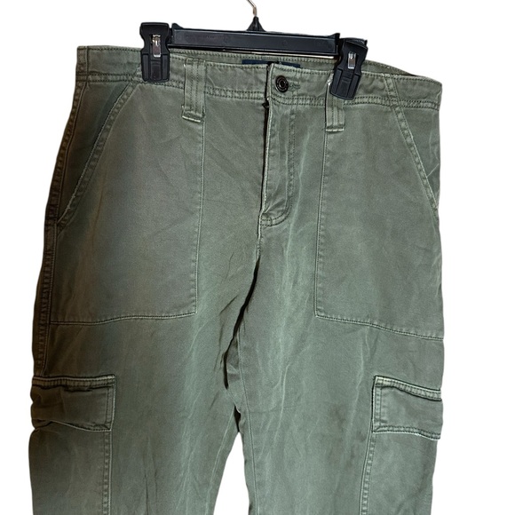 Aeropostale Women’s Low Rise Flare Cargo Pants Size 10 - Picture 4 of 5